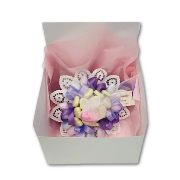 ハートブーケ（M）箱入 3,834円(税込)